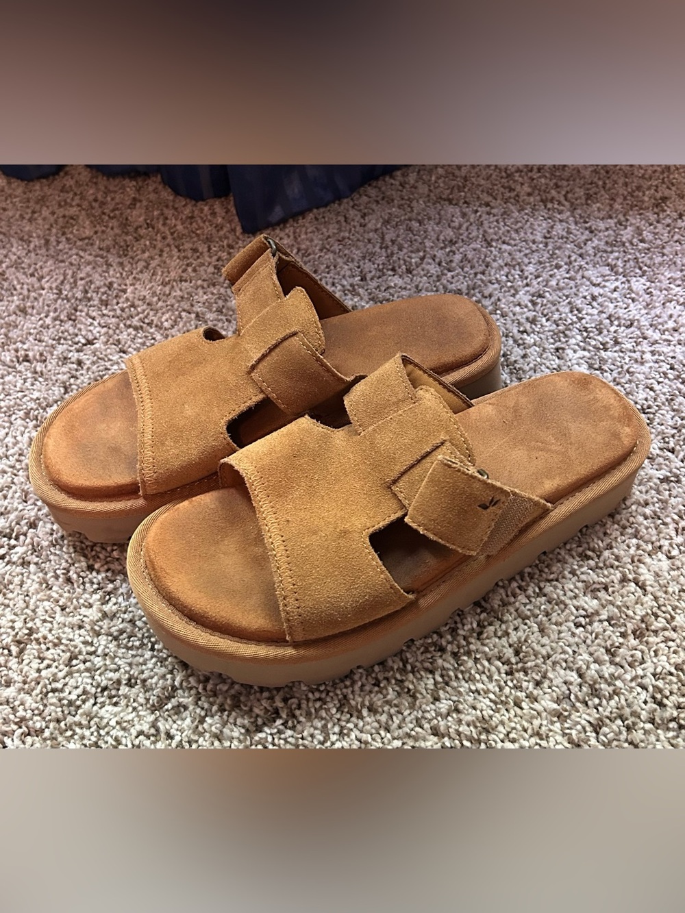 NWOB Koolaburra Ugg Tizz Slides Sandal Chestnut Suede - Size US 7 / EU 38 - NEW